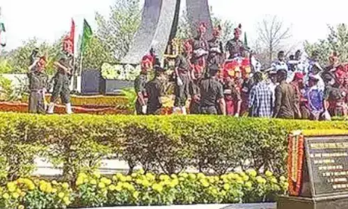 నాడు మరిచి.. నేడు తెరమీదకి..