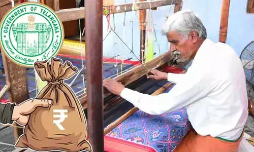 పండుగ వేళ నేతన్నలకు తీపికబురు.. రుణమాఫీకి రూ.16 కోట్ల నిధులు విడుదల