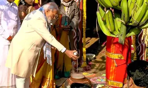 పొంగలి వండిన ప్రధాని మోదీ.. తమిళ సాంస్కృతిక వారసత్వంపై ప్రశంసలు
