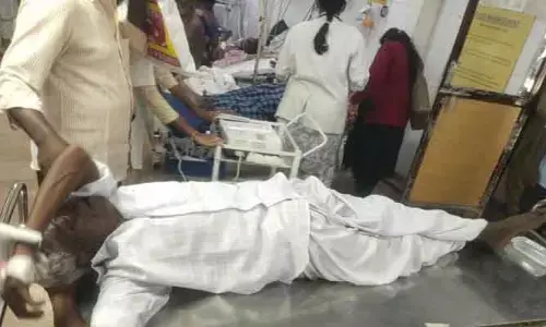 నారావారిపల్లెలో వృద్ధుడి ఆత్మహత్యాయత్నం