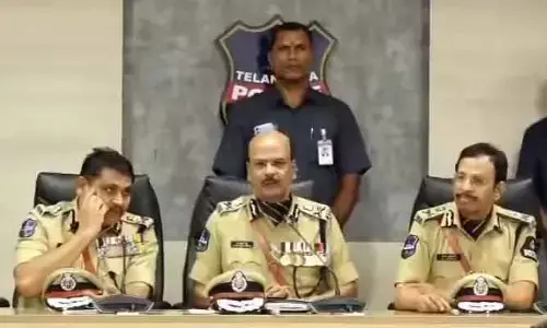 సోషల్ మీడియాలో శృతిమించితే కఠిన చర్యలు: డీజీపీ శివధర్ రెడ్డి