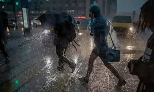 ఒక్కసారిగా మారిన వాతావరణం.. నగరంలోని ఈ ప్రాంతాల్లో వర్షం