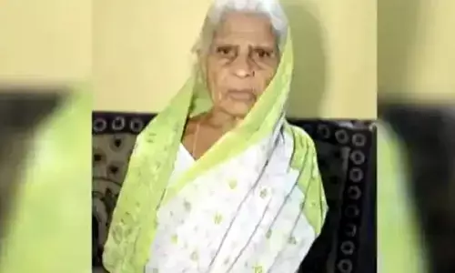 అంత్యక్రియల్లో లేచి కూర్చున్న బామ్మ.. షాకైన జనం