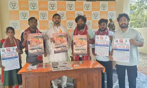 ఉద్యమ కళాకారుల పోరు దీక్షకు ఎమ్మెల్యే హరీష్ బాబు సంపూర్ణ మద్దతు