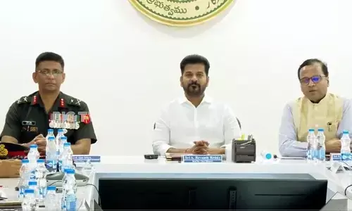 సదరన్ కమాండ్ సెంటర్ హెడ్ క్వార్టర్ హైదరాబాద్‍కు మార్చండి: సీఎం రేవంత్ రెడ్డి