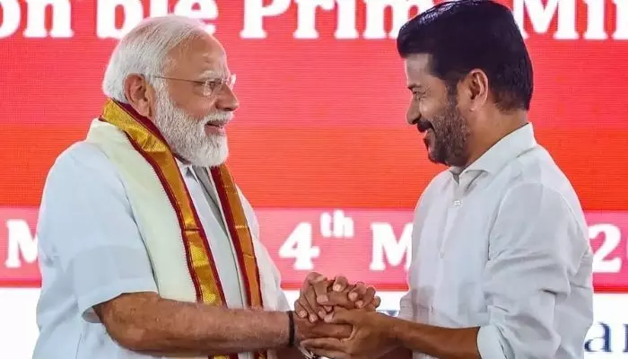 కేంద్రం వద్దే కోట్ల ప్రాజెక్టులు.. నిధులు కేటాయించాలని రాష్ట్ర ప్రభుత్వం విన్నపాలు కేంద్రం వద్దే కోట్ల ప్రాజెక్టులు.. నిధులు కేటాయించాలని రాష్ట్ర ప్రభుత్వం విన్నపాలు