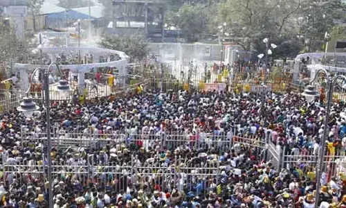 Good News: మేడారం ప్రసాదం మీ గడపకే..! టీజీఎస్ ఆర్టీసీ ప్రత్యేక సేవలు.. వివరాలివే..