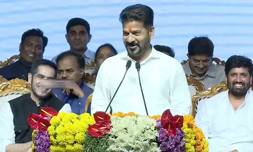 కొలువుల పండుగలో నవ్వులు పూయించిన సీఎం రేవంత్ రెడ్డి.. ఏమైందంటే..?