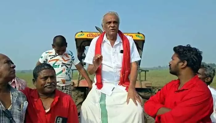 నక్కలవారి కండ్రిగల పేదలకు అన్యాయం చేస్తే ఊరుకోం: సీపీఐ నారాయణ నక్కలవారి కండ్రిగల పేదలకు అన్యాయం చేస్తే ఊరుకోం: సీపీఐ నారాయణ