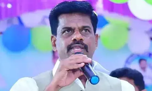 మాజీ ఎంపీ గోరంట్ల మాధవ్‌కు షాక్.. నాన్ బెయిలబుల్ వారెంట్ జారీ