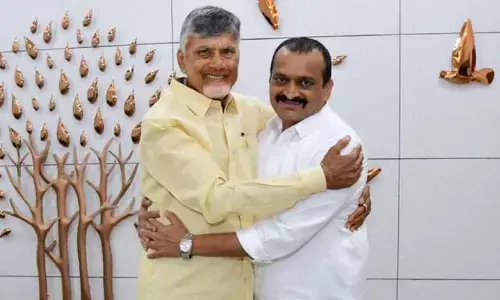 మరో సంచలనానికి సిద్ధమైన బండ్ల గణేష్.. భక్తిని, రాజకీయ అభిమానాన్ని చాటుకుంటూ..