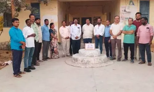 మృతి చెందిన ఉపాధ్యాయురాళ్లకు దేవరకొండ యూటీఎఫ్ సంతాపం