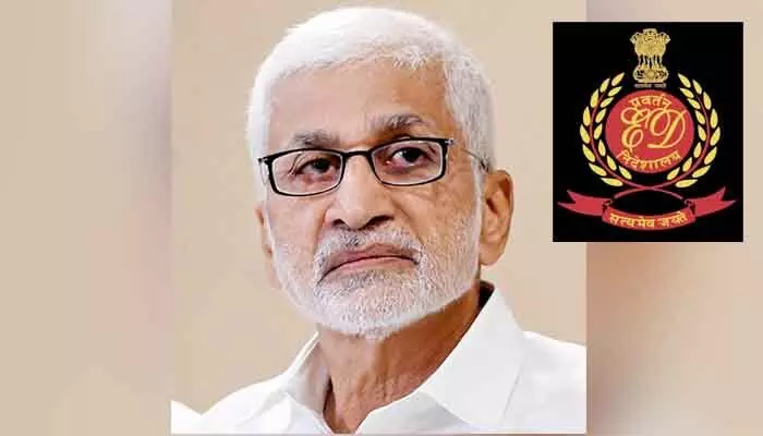లిక్కర్ స్కామ్ కేసులో బిగ్ అప్డేట్.. విజయసాయి రెడ్డికి ఈడీ నోటీసులు లిక్కర్ స్కామ్ కేసులో బిగ్ అప్డేట్.. విజయసాయి రెడ్డికి ఈడీ నోటీసులు