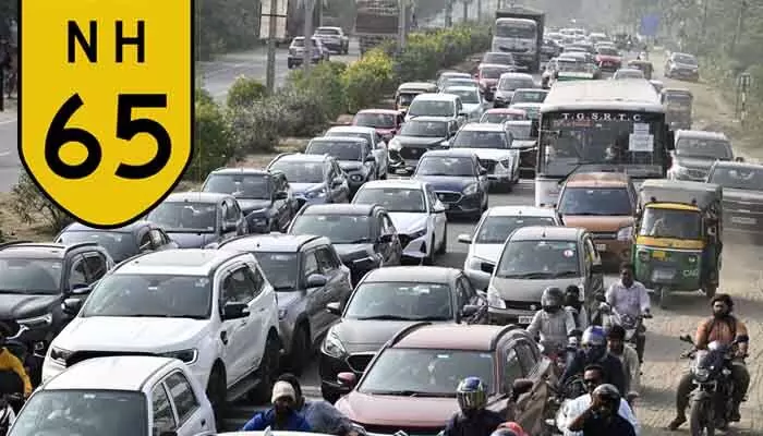 NH 65పై విస్తరణ పనుల దృష్ట్యా ట్రాఫిక్ ఆంక్షలు.. AP నుంచి వచ్చే వాహనాల దారి మళ్లింపు NH 65పై విస్తరణ పనుల దృష్ట్యా ట్రాఫిక్ ఆంక్షలు.. AP నుంచి వచ్చే వాహనాల దారి మళ్లింపు