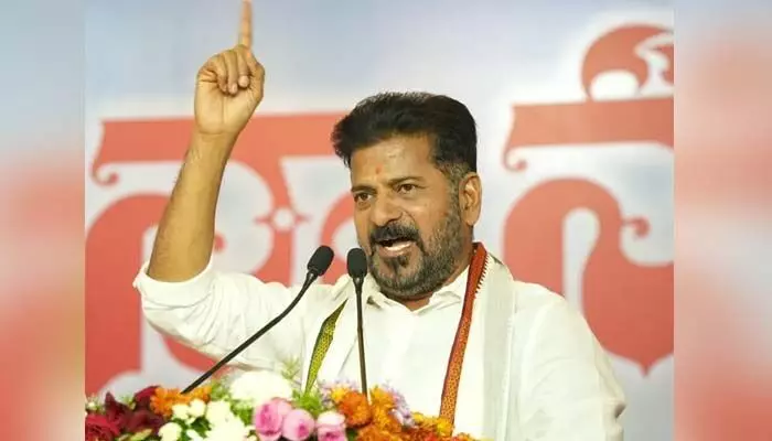 మున్సిపల్ ఎన్నికలపై సీఎం రేవంత్ రెడ్డి సంచలన వ్యాఖ్యలు మున్సిపల్ ఎన్నికలపై సీఎం రేవంత్ రెడ్డి సంచలన వ్యాఖ్యలు