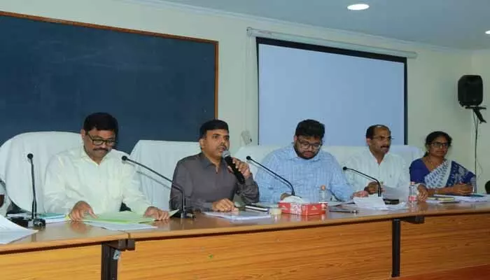 నల్లగొండ కార్పొరేషన్ రిజర్వేషన్లు ఖరారు నల్లగొండ కార్పొరేషన్ రిజర్వేషన్లు ఖరారు