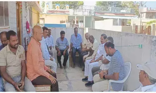 నాట్లు వేసిన అందని రైతు భరోసా.. మాజీ ఎమ్మెల్యే బూడిద బిక్ష‌మ‌య్య గౌడ్
