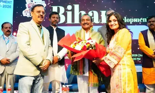 దేశ అభివృద్ధిలో బీహారీలది కీలక పాత్ర: టీ హబ్‌లో ఈటల హాట్ కామెంట్స్