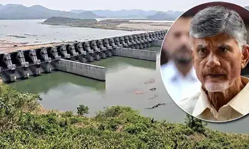అవన్నీ అబద్ధాలే: సీఎం చంద్రబాబుపై మాజీ మంత్రి సంచలన ఆరోపణలు