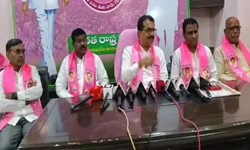 జిల్లాను రద్దు చేస్తే అగ్గి రాజేస్తాం : మాజీ ఎమ్మెల్యే ఎస్ రాజేందర్ రెడ్డి