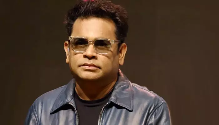 నా వ్యాఖ్యలు తప్పుగా అర్థం చేసుకున్నారు.. వీడియో రిలీజ్ చేసిన ఎఆర్ రెహమాన్ నా వ్యాఖ్యలు తప్పుగా అర్థం చేసుకున్నారు.. వీడియో రిలీజ్ చేసిన ఎఆర్ రెహమాన్