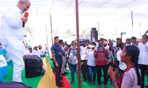 ‘ప్రతి ఊరికో నర్స్ ఉండాలే’: మంత్రి దామోదర్ రాజనర్సింహ