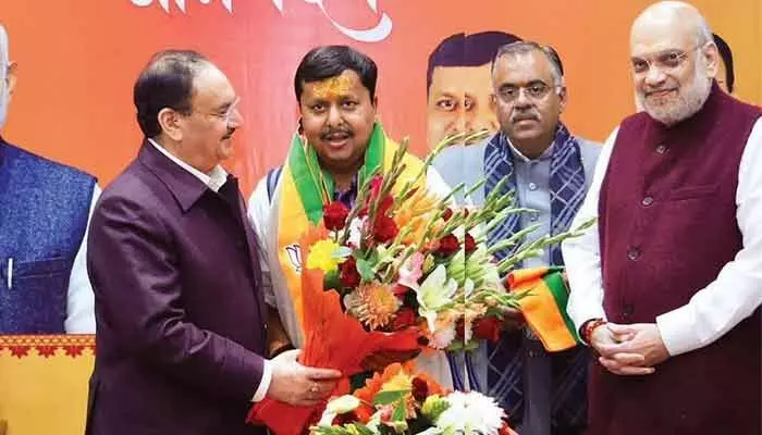 Nitin Nabin: బీజేపీ నూతన జాతీయ అధ్యక్షుడిగా నితిన్ నబీన్ ఏకగ్రీవం Nitin Nabin: బీజేపీ నూతన జాతీయ అధ్యక్షుడిగా నితిన్ నబీన్ ఏకగ్రీవం