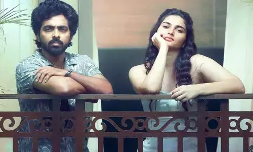 ఆ హీరోయిన్ భావోద్వేగాలను ప్రదర్శించే విధానం అద్భుతం.. డైరెక్టర్ ఆసక్తికర కామెంట్స్