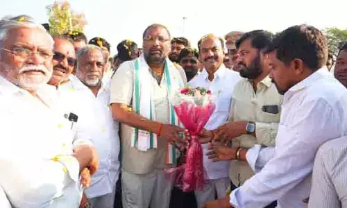 కృష్ణా న‌దిపై వంతెన నిర్మాణం ప‌నుల‌ను త్వ‌ర‌గా పూర్తి చేయాలి :  మంత్రి వాకిటి శ్రీహ‌రి
