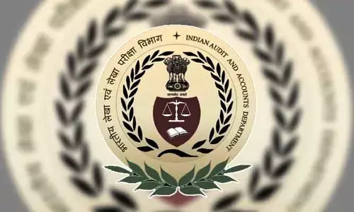 రిటైర్డ్ ఉద్యోగుల బకాయిలపై కాగ్‌కి ఫిర్యాదు.. కేసు నమోదు