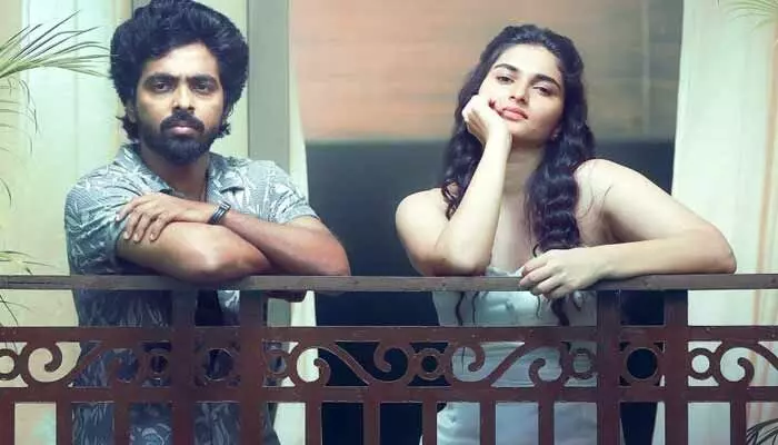 ఆ హీరోయిన్ భావోద్వేగాలను ప్రదర్శించే విధానం అద్భుతం.. డైరెక్టర్ ఆసక్తికర కామెంట్స్ ఆ హీరోయిన్ భావోద్వేగాలను ప్రదర్శించే విధానం అద్భుతం.. డైరెక్టర్ ఆసక్తికర కామెంట్స్