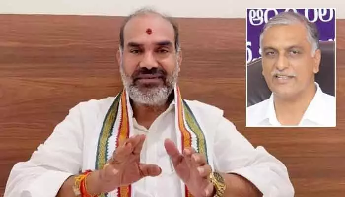హరీశ్రావు మైండ్ బ్లాంక్ అయింది.. విప్ ఆది శ్రీనివాస్ హాట్ కామెంట్స్ హరీశ్రావు మైండ్ బ్లాంక్ అయింది.. విప్ ఆది శ్రీనివాస్ హాట్ కామెంట్స్
