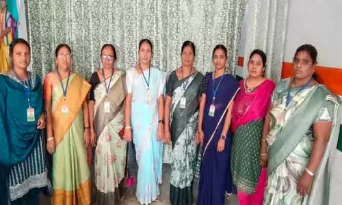ఇసుక ర్యాంపుల్లో ర‌హ‌దారుల నిర్మాణం ఏ నిబంధ‌న ప్ర‌కార‌మో..?