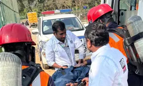 ఎయిర్ పోర్టులో మాక్ డ్రిల్