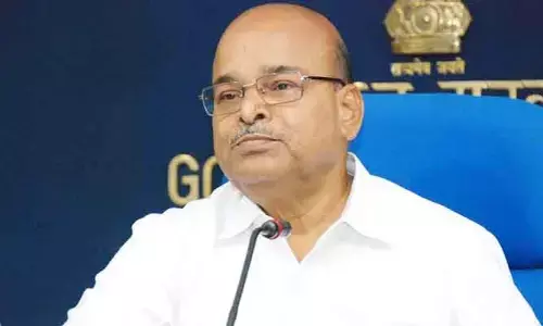 కర్ణాటకలో హై వోల్టేజ్ రాజకీయం.. గవర్నర్ సంచలన నిర్ణయం