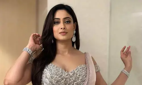 ఇద్దరు పిల్లలు ఉన్నా.. మూడో మొగుడు కావాలంటా.. హీరోయిన్‌పై దుమ్మెత్తిపోస్తున్న నెటిజన్లు