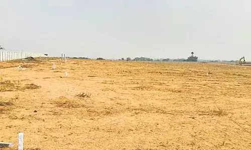 చిత్తూరులో హాట్ టాపిక్‌...థియోసాఫికల్ భూములపై పెద్దల కన్ను!