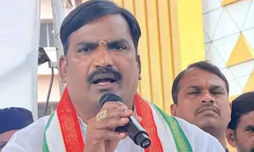కేటీఆర్ నోరు అదుపులో పెట్టుకో.. విప్ బీర్ల ఐలయ్య ఫైర్
