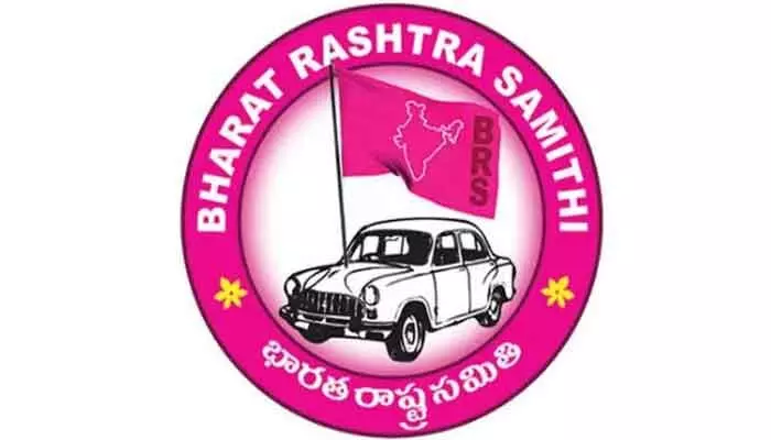 ఇరకాటంలో బీఆర్ఎస్.. కేసులు, నోటీసులు, విచారణలతోనే రెండేళ్లు ఇరకాటంలో బీఆర్ఎస్.. కేసులు, నోటీసులు, విచారణలతోనే రెండేళ్లు