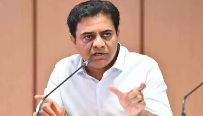 కాంగ్రెస్ ఎంపీ మల్లు రవి క్షమాపణ చెప్పాలి : కేటీఆర్ కాంగ్రెస్ ఎంపీ మల్లు రవి క్షమాపణ చెప్పాలి : కేటీఆర్