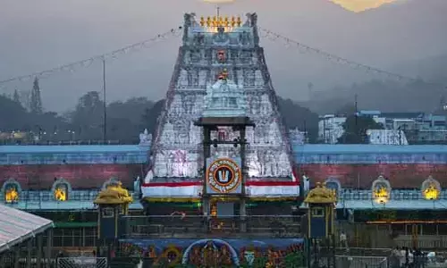 శ్రీవారి భక్తులకు బిగ్ అలర్ట్.. ఏప్రిల్ నెల దర్శన టికెట్లు విడుదల