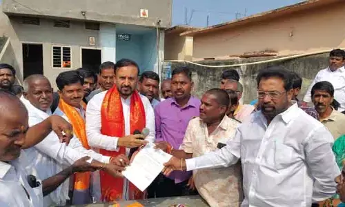 అభివృద్ధి ప‌నుల్లో నాణ్య‌త పాటించాలి : ఎమ్మెల్యే మ‌ద‌న్ మోహ‌న్