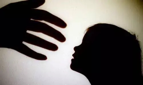 నాలుగేళ్ల బాలిక పై అత్యాచారయ‌త్నం..?
