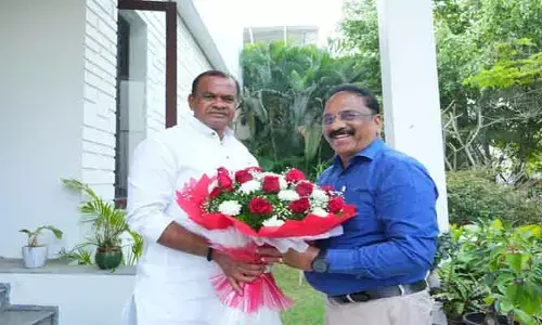 నల్లగొండ మున్సిపల్ కార్పొరేషన్ ను ఆదర్శ కార్పొరేషన్ చేసేందుకు కృషి చేయాలి : మంత్రి కోమటి రెడ్డి వెంకట్ రెడ్డి