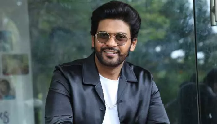 బ్లాక్ బస్టర్ హిట్ ఎఫెక్ట్.. భారీగా రెమ్యునరేషన్ పెంచేసిన నవీన్ పొలిశెట్టి.. బ్లాక్ బస్టర్ హిట్ ఎఫెక్ట్.. భారీగా రెమ్యునరేషన్ పెంచేసిన నవీన్ పొలిశెట్టి..