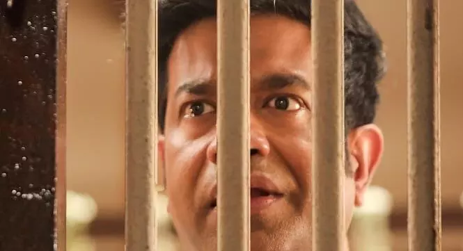 కిటికీ దగ్గర ఏం జరిగింది?.. వైరల్ అవుతున్న వెన్నెల కిశోర్ కిటికీ దగ్గర ఏం జరిగింది?.. వైరల్ అవుతున్న వెన్నెల కిశోర్
