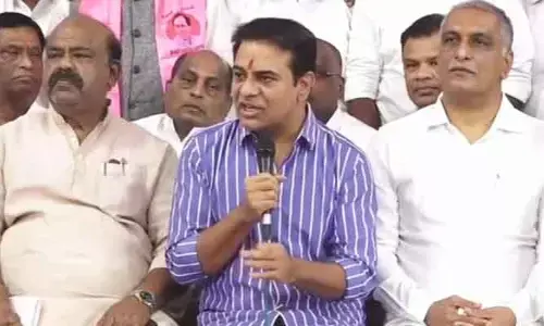ఫోన్ ట్యాపింగ్ కేసు ‘మనసు-మమత’ సీరియల్: మాజీ మంత్రి కేటీఆర్ హాట్ కామెంట్స్