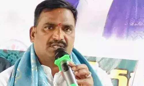 ప్రజాస్వామ్యబద్ధంగా ప్రతిపక్ష పాత్ర పోషించండి.. బీఆర్ఎస్ నేతలకు బీర్ల ఐలయ్య హితవు