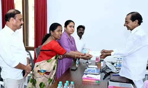 KCR: పార్టీ సీనియర్ నాయకుడి కుటుంబానికి అండగా నిలిచిన కేసీఆర్
