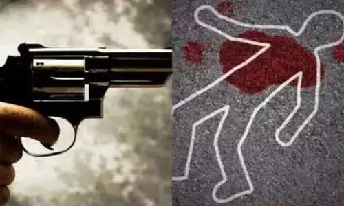 గన్ మిస్ ఫైర్ అయ్యి హెడ్ కానిస్టేబుల్ మృతి